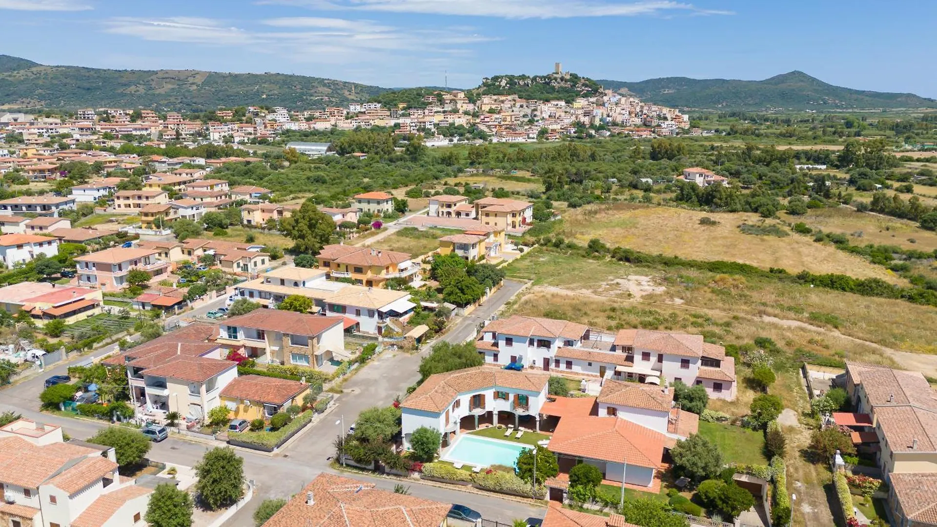 Mera Apartments Posada